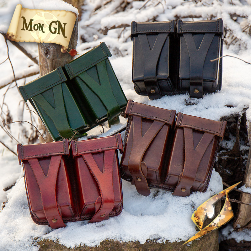 Pochette rigide avec anneaux